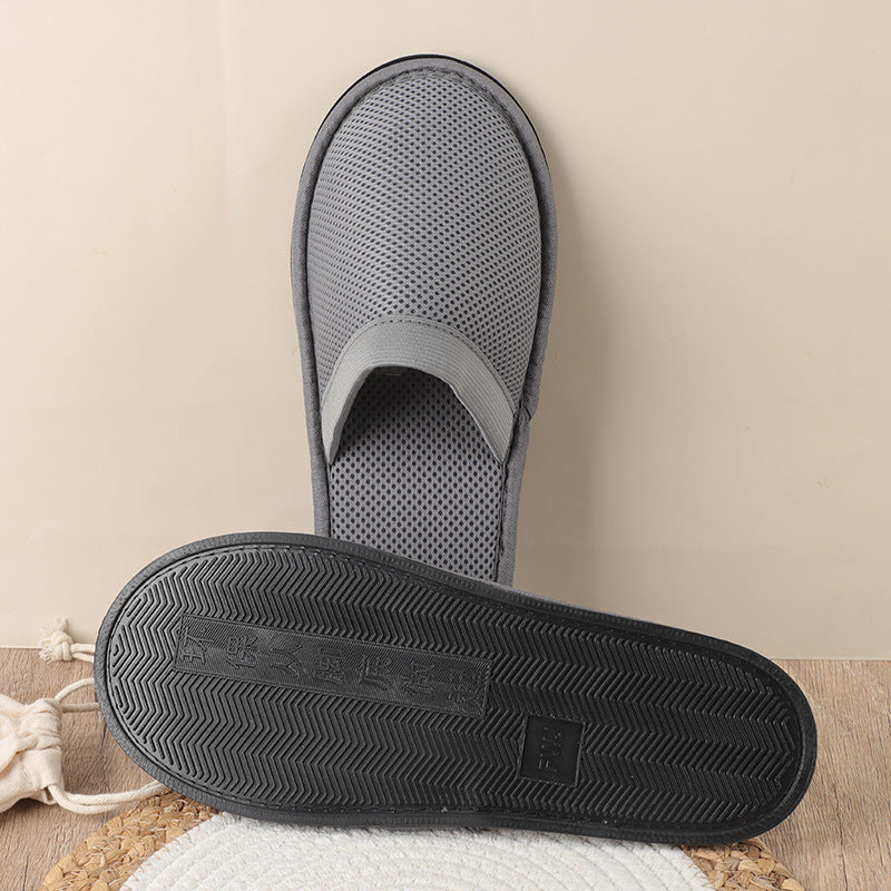Sandwich slippers can be washed with water. They are suitable for use in hotels, guesthouses, inns, clubs and are anti-slip. They are non-disposable slippers.