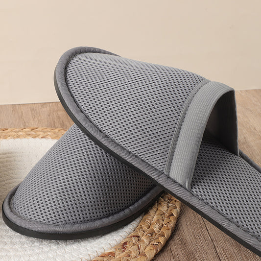 Sandwich slippers can be washed with water. They are suitable for use in hotels, guesthouses, inns, clubs and are anti-slip. They are non-disposable slippers.